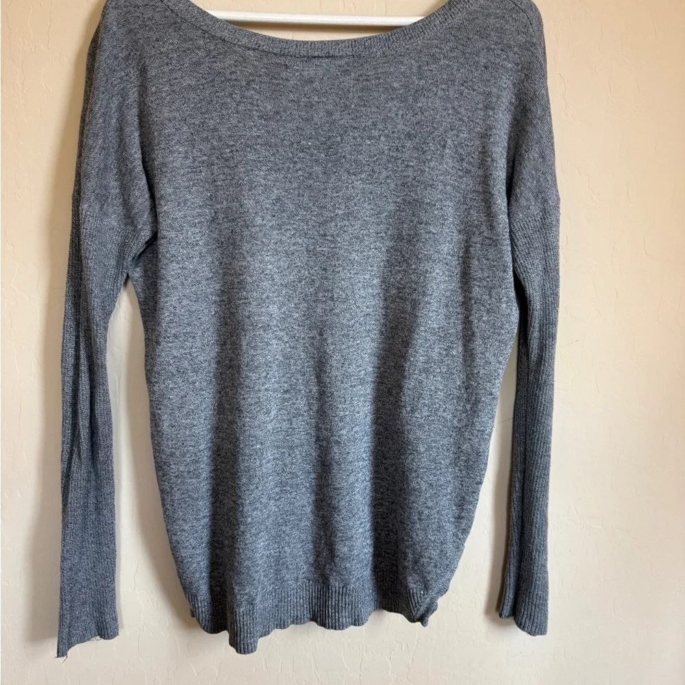 American Eagle Y2K Outfitters Heather Gray V-Neck Sweatshirt Sweater